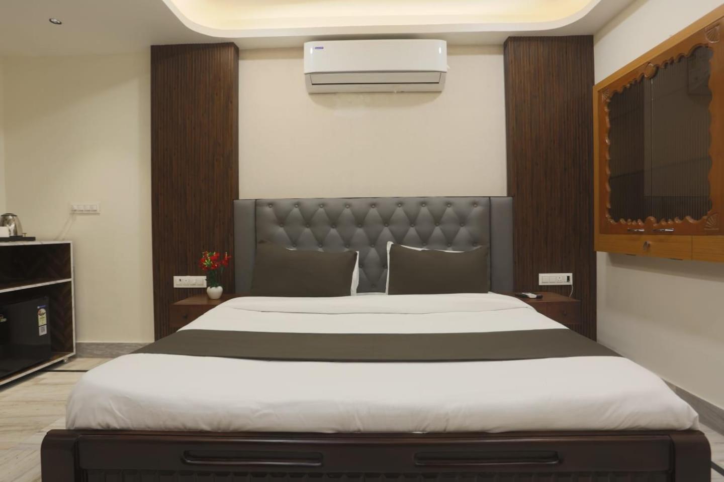 Holiday Out Hotel Dźodhpur Zewnętrze zdjęcie